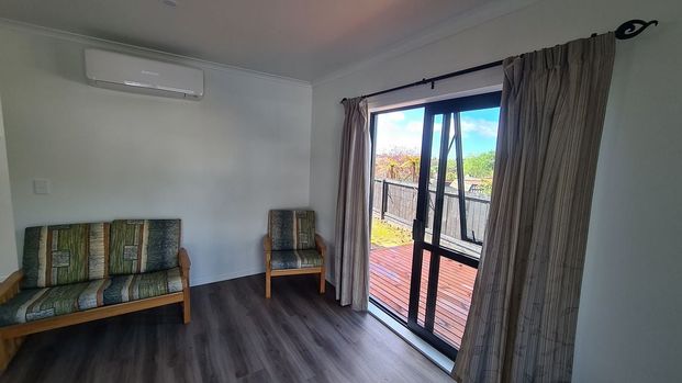 One Bedroom Flatlet Quiet and Convenient Area - Photo 1