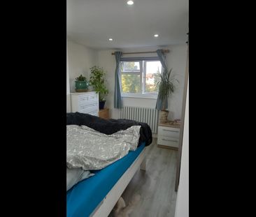 Room in a Shared House, Guildford Road, CR0 - Photo 2