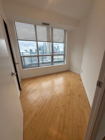 For Lease - 230 Queens Quay Unit# 2609, Toronto, Ontario - Photo 4