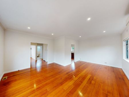 24 Reading Avenue, Balwyn North - Photo 4