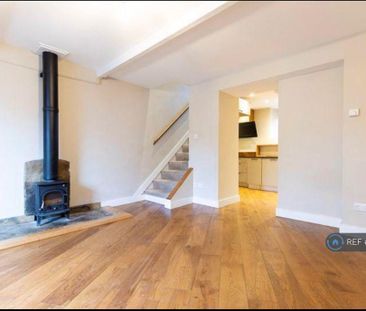 2 bedroom terraced house to rent - Photo 1