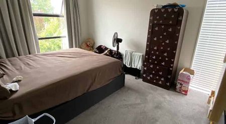 Modern 3-Bedroom Townhouse for Lease - Photo 4