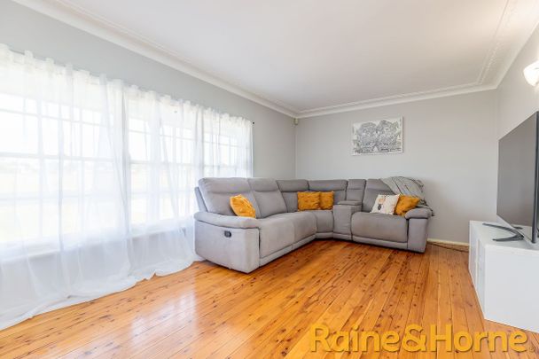 Renovated Family Home - Photo 1