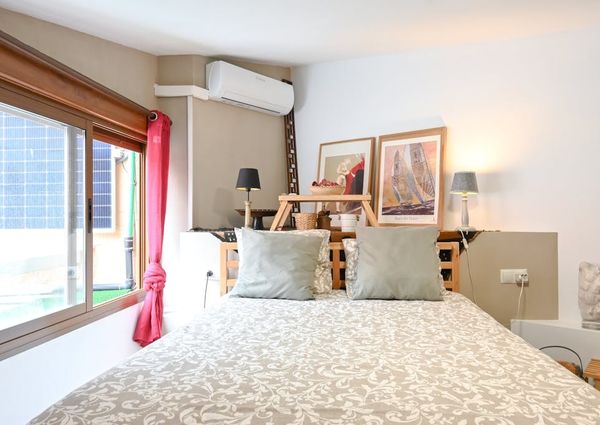 Calle de Fernández Caro, Madrid, Community of Madrid 28027