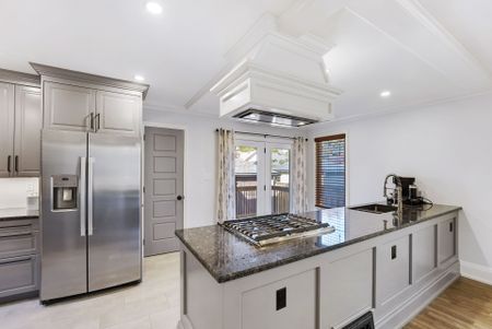 For Lease - 35 LOWELL Avenue, St. Catharines, Ontario - Photo 2