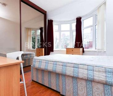 (?ppw) Brandon Grove, Sandyford, Newcastle Upon Tyne, NE2 - Photo 4