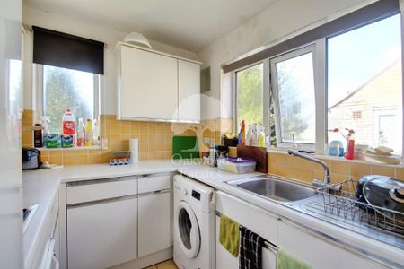 1 bedroom house of multiple occupation to rent - Photo 5