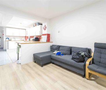 6 bedroom house to rent - Photo 2