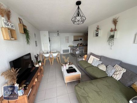 Location Appartement 3 pièces 58m² HENIN BEAUMONT 62110 - Photo 2