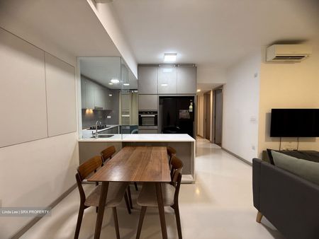 J Gateway (D22), Condominium - For Rent - Photo 2