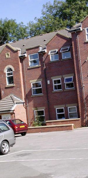 Flat 17, Headingley Rise Welton Road, Hyde Park, Leeds, LS6 1EE - Photo 1