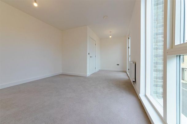 5 bedroom townhouse to rent - Photo 1