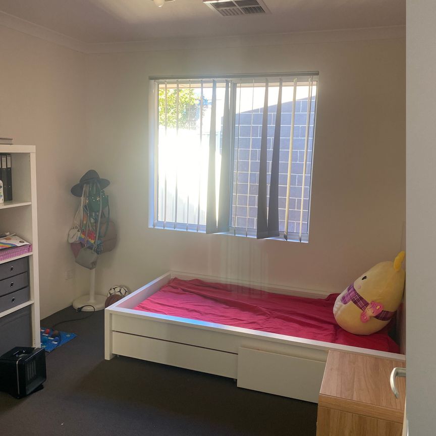 Canning Vale - Photo 1