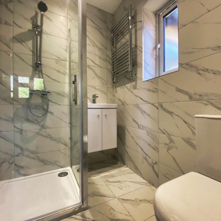 4 bedroom semi-detached house to rent - Photo 1