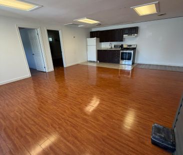 For Lease - 358 The Queensway N/A Unit# Main, Georgina, Ontario - Photo 5