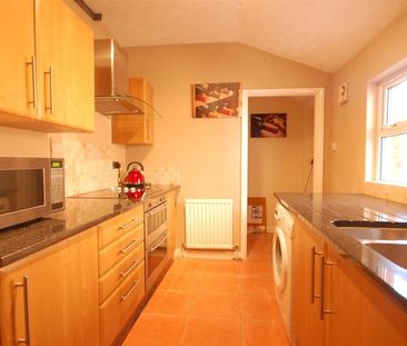 property to rent - Photo 1