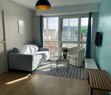 Location Appartement 2 pièces 27m² - Photo 2