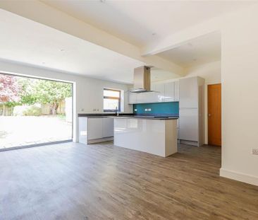 3 bedroom detached bungalow to rent - Photo 5