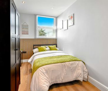 Woodgrange Drive, Southend-On-Sea - Photo 6