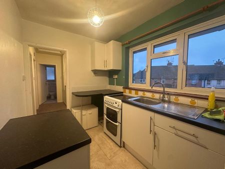 1 bedroom flat to rent - Photo 3