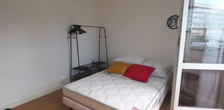 SOIT PAS UN RABAT-BOIS ! - Location Appartement nantes : 15.12 m2 - Photo 2