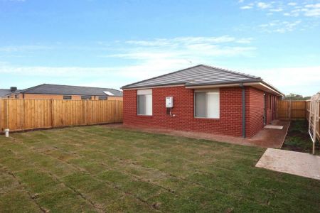 10 Kempsey Street, Werribee. - Photo 5