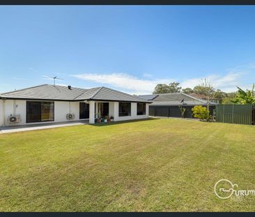 Recently Renovated in Popular Dress Circle. - Photo 2