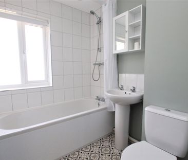 Hazel Way, Bath - Photo 4