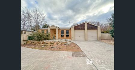 Three Bedroom Home Located in Popular Kennington - Photo 5