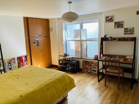 2 Bed Flat, Allen Road, N16 - Photo 4