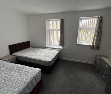 2 bedroom terraced house to rent - Photo 5