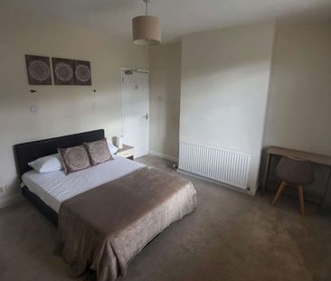 Room in a Shared House, Clifton Mount, S65 - Photo 6
