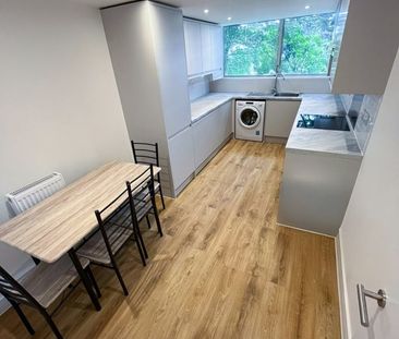 Room in a Shared Flat, Stunning Double Room In Notting Hill, W11 - Photo 1