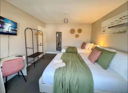 Room in a Shared House, Georgian Court, HA9 - Photo 2