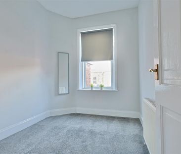 3 bedroom Flat to rent in Ripon Street, Gateshead - Photo 5