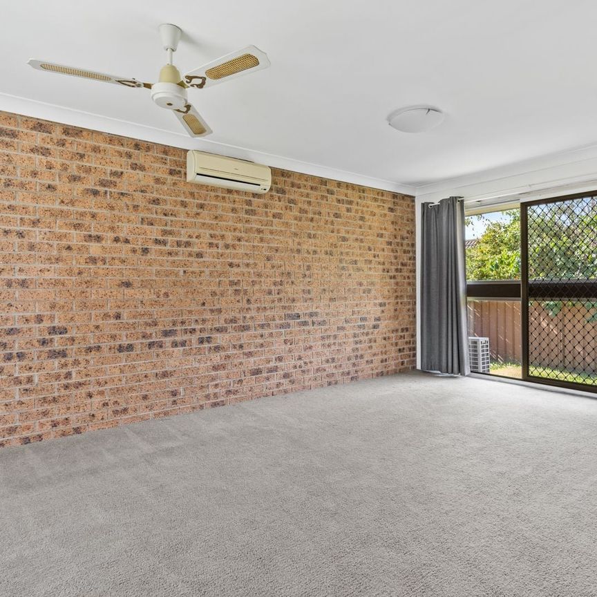 Two bedroom Villa in Macquarie Fields with Air Conditioning - Photo 1