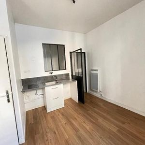 Location Appartement 2 pièces 19m² BORDEAUX 33800 - Photo 2