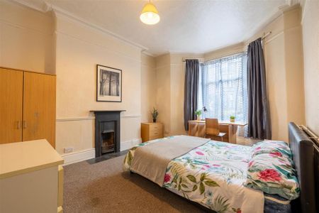 5 bedroom private hall to rent - Photo 3