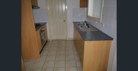 Located in heart of Silverwater - Photo 4