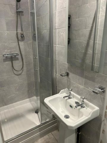 Addison Road, Flat 3, Plymouth - Photo 4