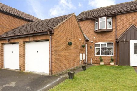2 bedroom semi-detached house to rent - Photo 2