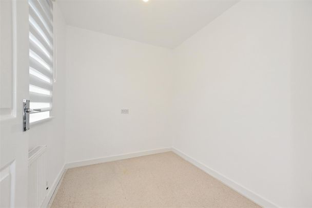 Cheal Way, Littlehampton, BN17 6FL - Photo 1