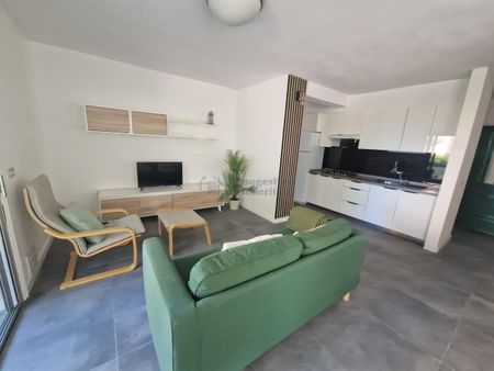 2-Bedroom Apartment for Rent in Las Galletas - Photo 2