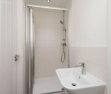 3 bedroom detached house to rent - Photo 6