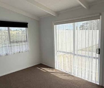 2 bedroom Whitford House with Pool - Photo 5