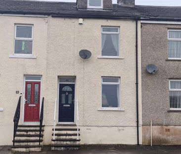 3 bedroom terraced house to rent - Photo 4