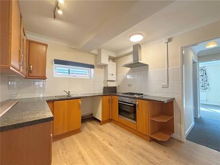 2 bedroom apartment to rent - Photo 5