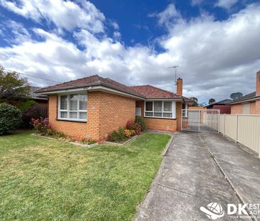 56 Hertford Rd, Sunshine, Vic 3020 - Photo 3