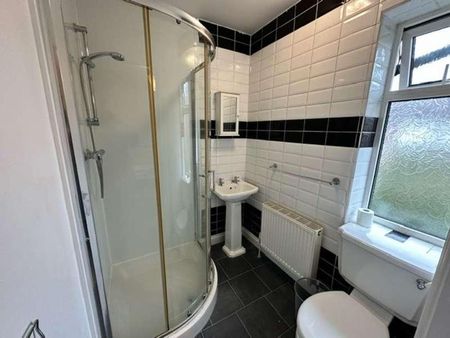 Holly Bank Road, Ubh Room, YO24 - Photo 5