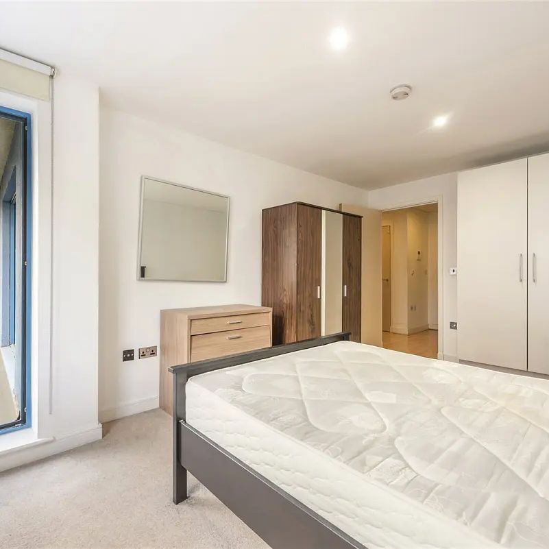 1 bedroom flat - Photo 1